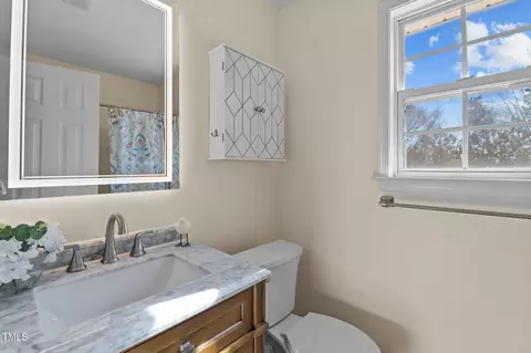 Bath - 717 E Holding Ave, Wake Forest, NC 27587 photo 3 of 3