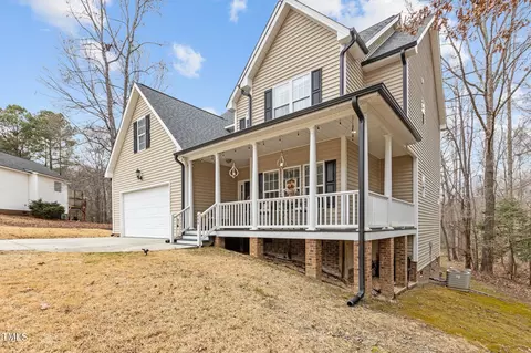 Exterior - 489 Galaxy Dr, Garner, NC 27529 photo 6 of 8