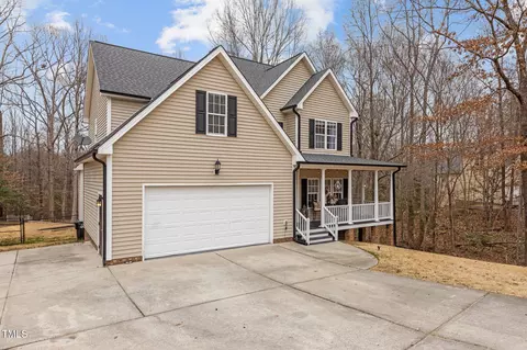Exterior - 489 Galaxy Dr, Garner, NC 27529 photo 7 of 8