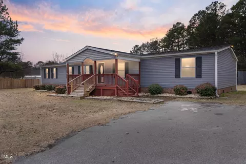 7228 Pecan Tree St, Willow Spring, NC 27592