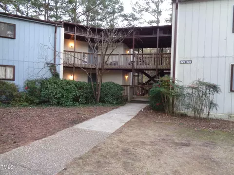 626 Pine Ridge Pl Pl, Raleigh, NC 27609