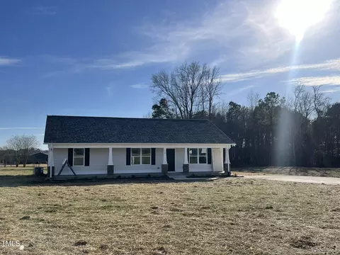 158 Pate Landing Dr, Selma, NC 27576