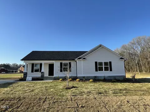 93 Faucette Dr, Selma, NC 27576