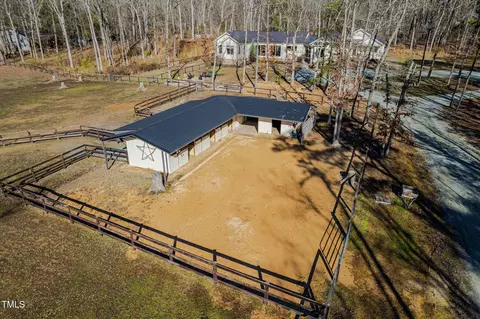 Exterior - 1422 Milton Rd, Durham, NC 27712 photo 10 of 12