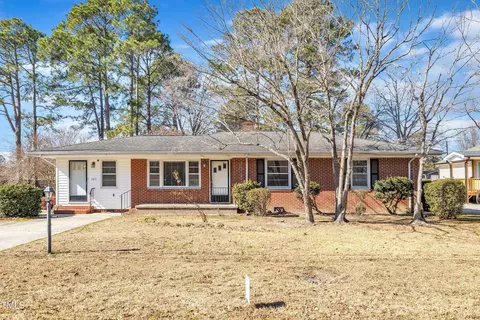 305 S Church St, Pine Level, NC 27568