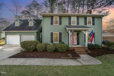 107 Coatbridge Cir, Cary, NC 27511