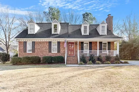 2612 Hiking Trl, Raleigh, NC 27615