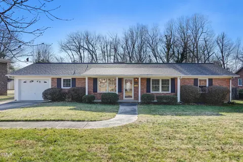 2609 Sumac Ln, Burlington, NC 27215