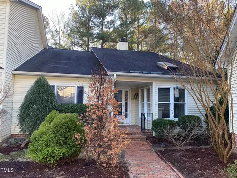 446 Crossvine Close, Pittsboro, NC 27312 photo 2