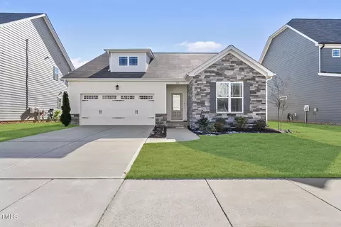 612 Sweet Pine Ln, Knightdale, NC 27545