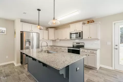 56 Pineapple Pl, Benson, NC 27504 photo 9