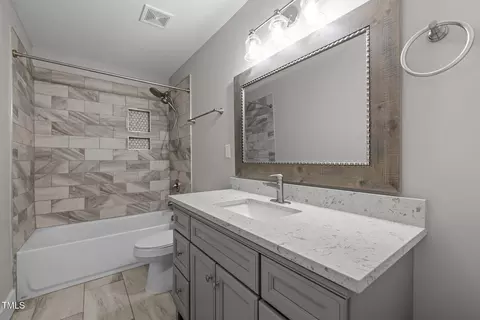 Bath - 107 Bond St, Durham, NC 27707 photo 3 of 4