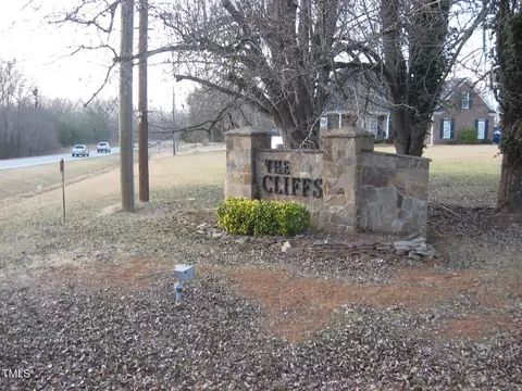 0 Creek Point Rd, Graham, NC 27253