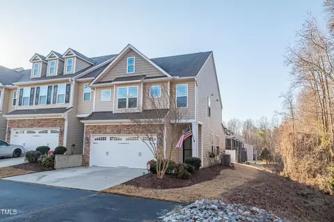256 Wembley Dr, Clayton, NC 27527