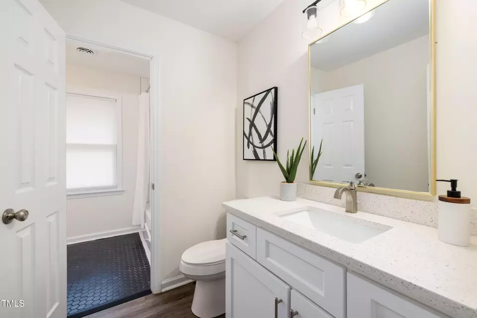 Bath - 106 N Trail Dr, Raleigh, NC 27615 photo 4 of 4
