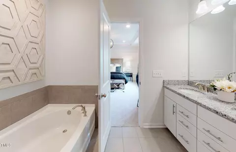 Bath - 1105 Freestone Rd, Durham, NC 27703 photo 3 of 3