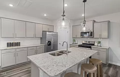 1004 Freestone Rd, Durham, NC 27703 photo 4
