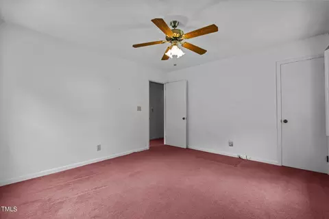 Bedroom - 135 Rainbow Dr, Dunn, NC 28334 photo 6 of 9