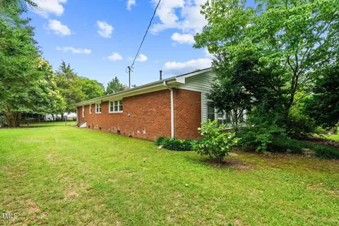 Exterior - 135 Rainbow Dr, Dunn, NC 28334 photo 8 of 9