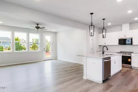 Kitchen - 152 Kobus Ct, Garner, NC 27529 photo 4 of 4