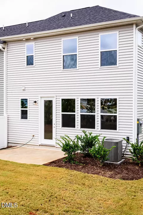 Exterior - 152 Kobus Ct, Garner, NC 27529 photo 5 of 6