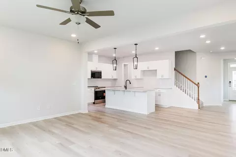 Living - 152 Kobus Ct, Garner, NC 27529 photo 2 of 2