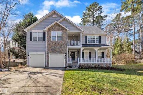 1079 Vauxhall Dr, Apex, NC 27502