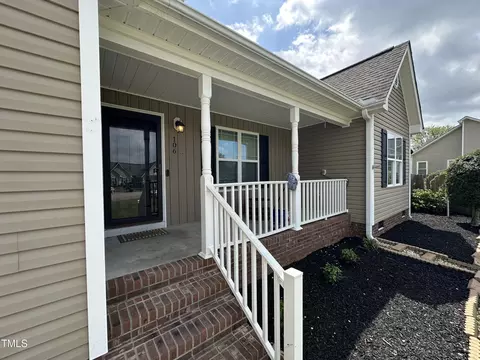 Exterior - 106 Bishop Ln, Dunn, NC 28334 photo 4 of 4
