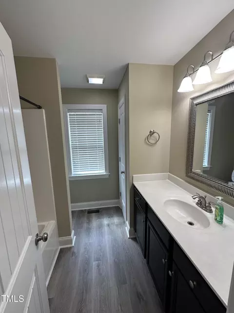 Bath - 106 Bishop Ln, Dunn, NC 28334 photo 1 of 2