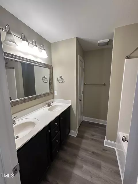Bath - 106 Bishop Ln, Dunn, NC 28334 photo 2 of 2
