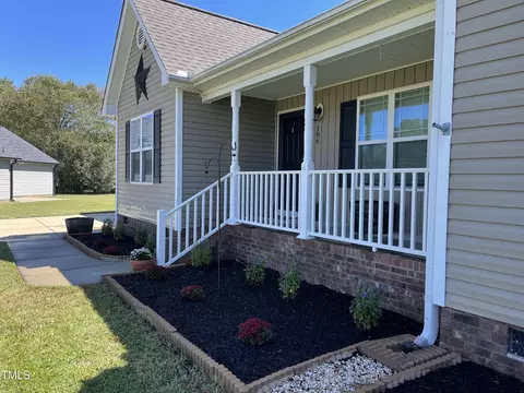 Exterior - 106 Bishop Ln, Dunn, NC 28334 photo 1 of 4