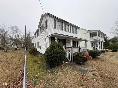 122 W Ablemarle St, Edenton, NC 27932