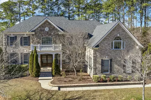 1013 Timber Mist Ct, Cary, NC 27519