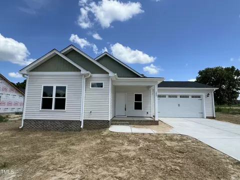 102 Sagewood Dr, Dudley, NC 28333