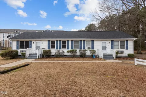 725 N Privette St, Zebulon, NC 27597