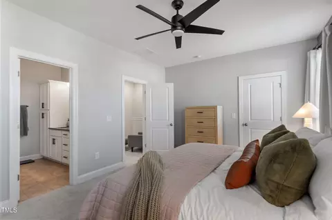 Bedroom - 1014 Falling Rock Pl, Durham, NC 27703 photo 3 of 4
