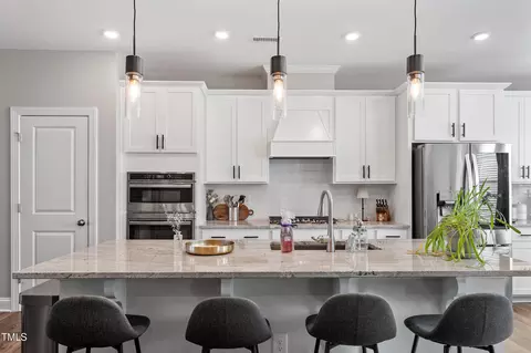 Kitchen - 1014 Falling Rock Pl, Durham, NC 27703 photo 3 of 4