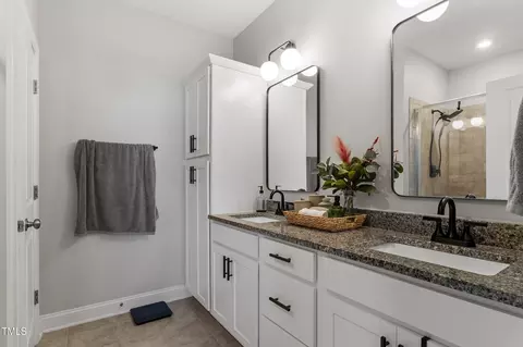 Bath - 1014 Falling Rock Pl, Durham, NC 27703 photo 2 of 4