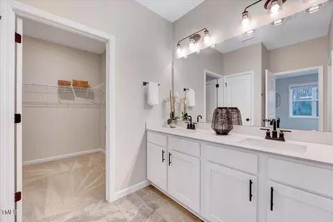 Entry Way - 186 Madden Rose Loop, Garner, NC 27529 photo 2 of 4