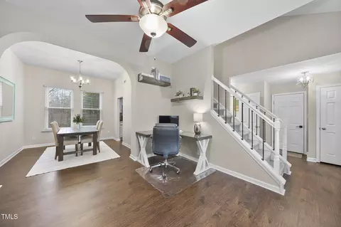 Entry Way - 5 Bonham Ct, Durham, NC 27703 photo 3 of 4