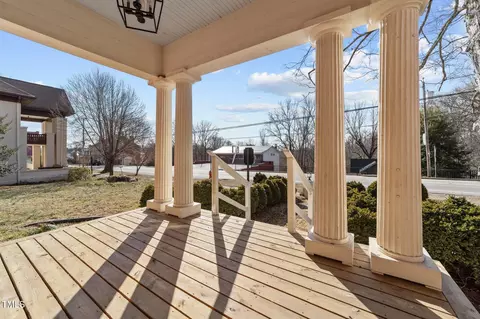 93 Broad St, Milton, NC 27305 photo 5