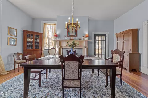 93 Broad St, Milton, NC 27305 photo 9