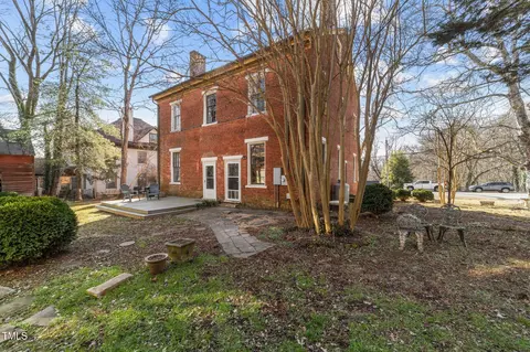 93 Broad St, Milton, NC 27305 photo 3