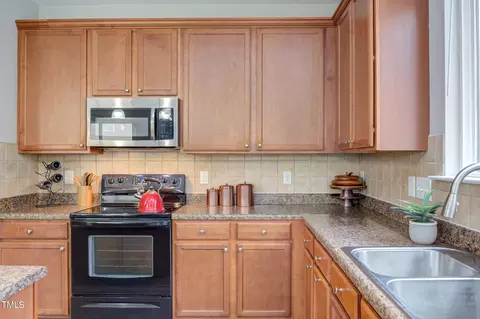 610 Chalcedony Ct, Durham, NC 27703 photo 15