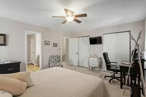 Bedroom - 63 Willow Bridge Dr, Durham, NC 27707 photo 2 of 4