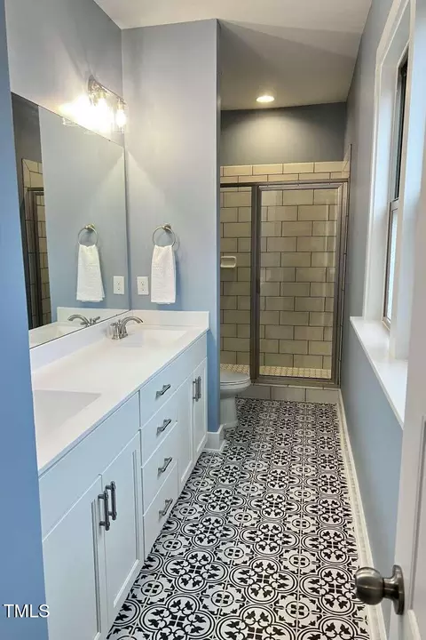 Bath - 208 N Maple St, Durham, NC 27703 photo 3 of 6