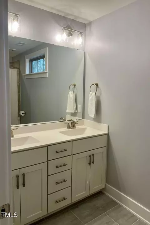 Bath - 208 N Maple St, Durham, NC 27703 photo 5 of 6