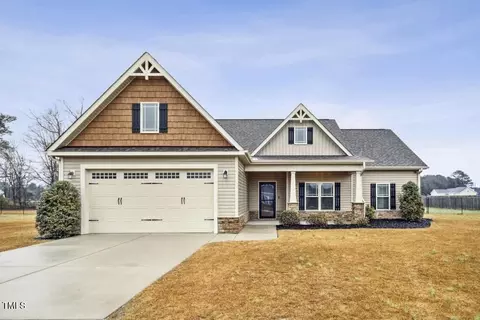 156 Black Water Ct, Princeton, NC 27569