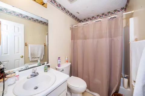 421 Danielle Dr, Garner, NC 27529 photo 17