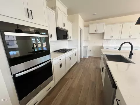 Kitchen - 79 Willow Cameron Way, Angier, NC 27501 photo 4 of 4
